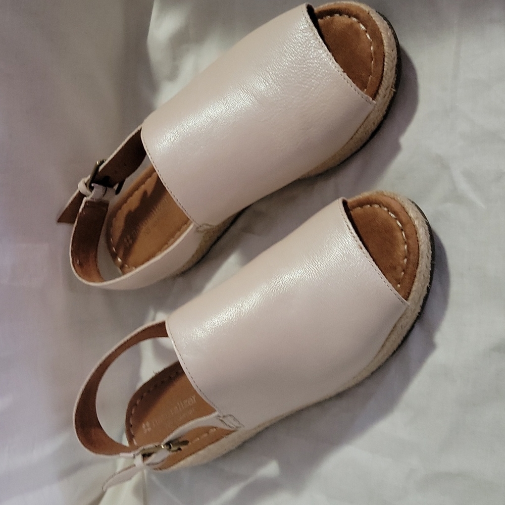 Naturalizer Slides with buckles